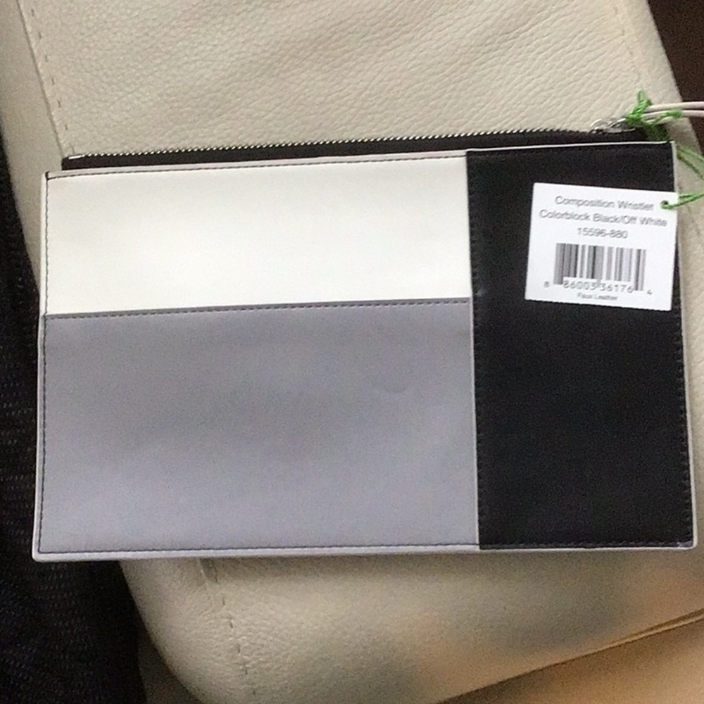 Vera Bradley Composition Wristlet  Colorblock Black/Off White. New